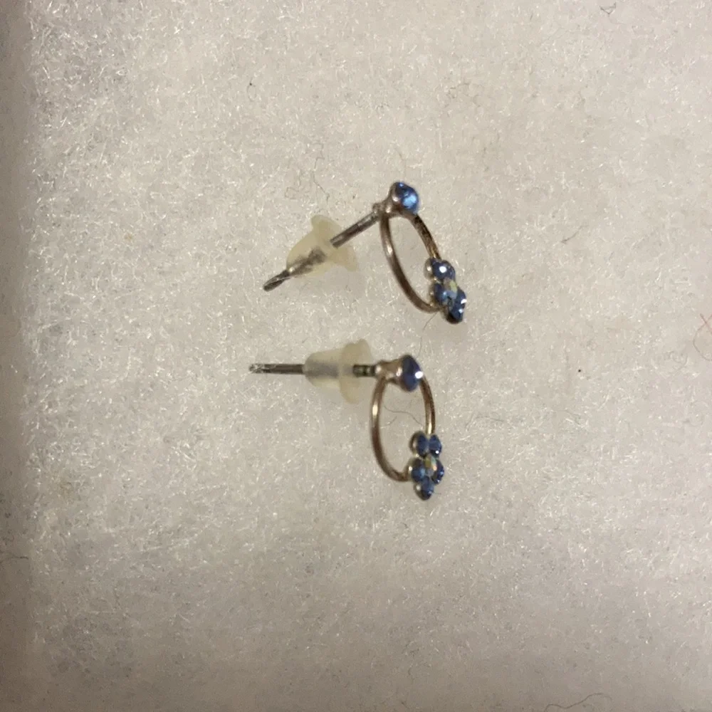 🎉Price Drop! Pink Butterfly and Blue Flower Earrings